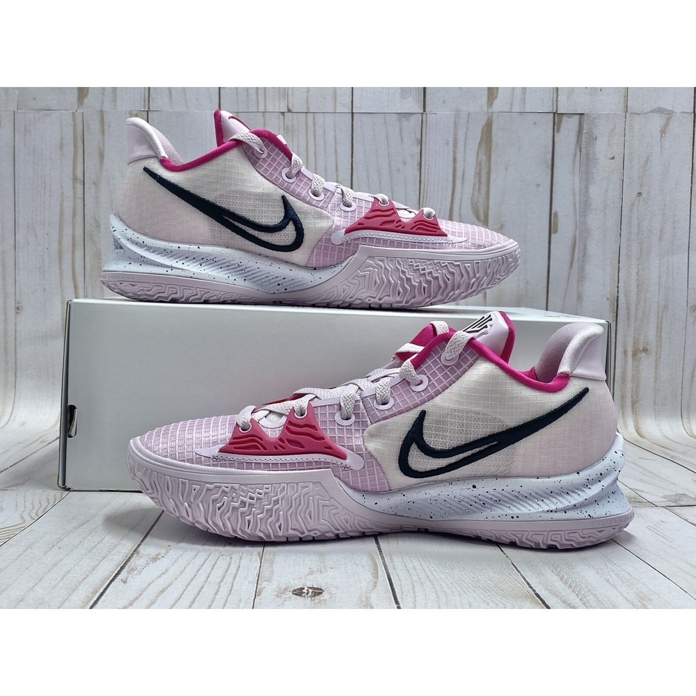 Nike Kyrie Low‎ 4 Kay Yow Pink Foam Size 13.5 DV2496‑600 Rare Basketball Shoes